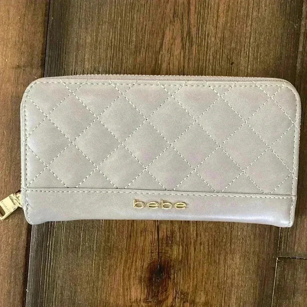 Bebe quilted grey wallet NEW